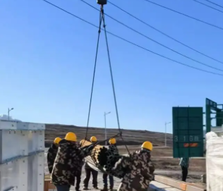煤礦除塵器冠航鋼絲繩索具起吊搬運順利完工